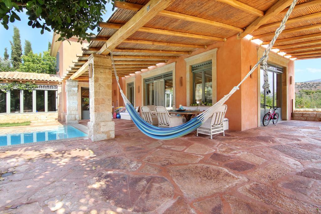 Vouliagmeni Villa Atenas Exterior foto